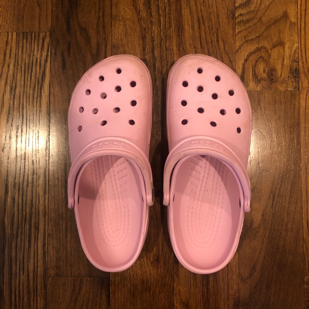 pink crocs